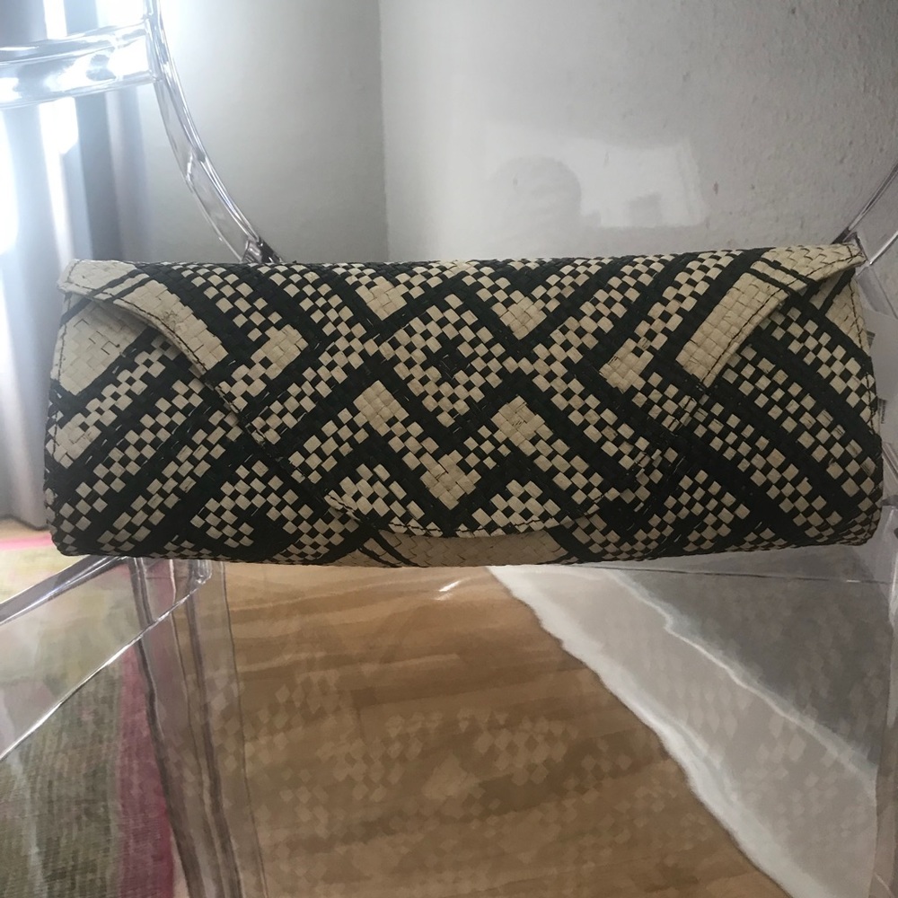 JCrew cream and navy straw clutch. Made by Banago